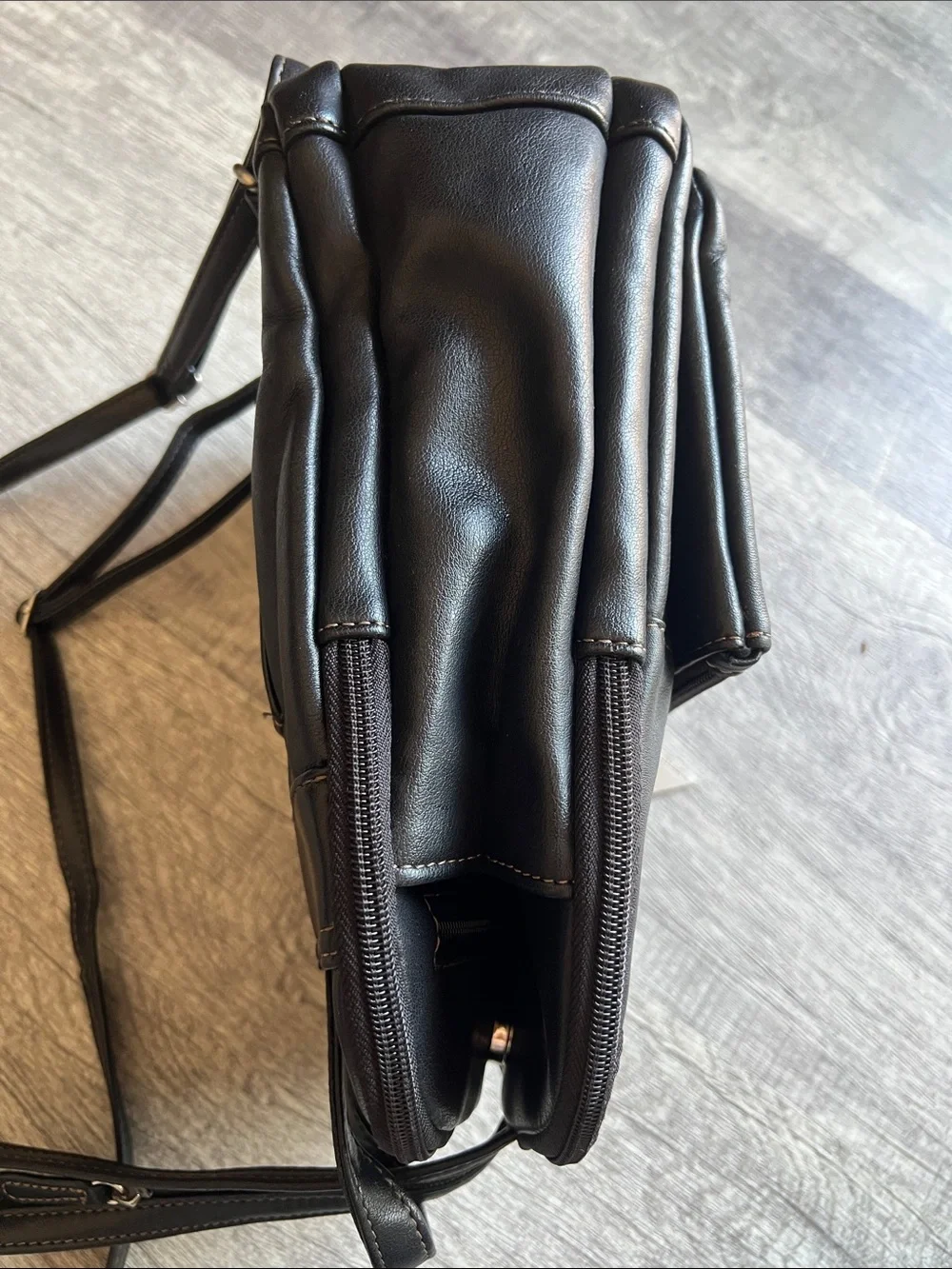 Vintage Aurielle Black Leather 3 Compartments Organizer Shoulder Backpack